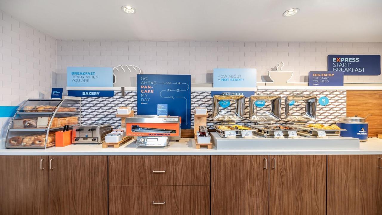 Holiday Inn Express Fremont - Milpitas Central By Ihg Buitenkant foto