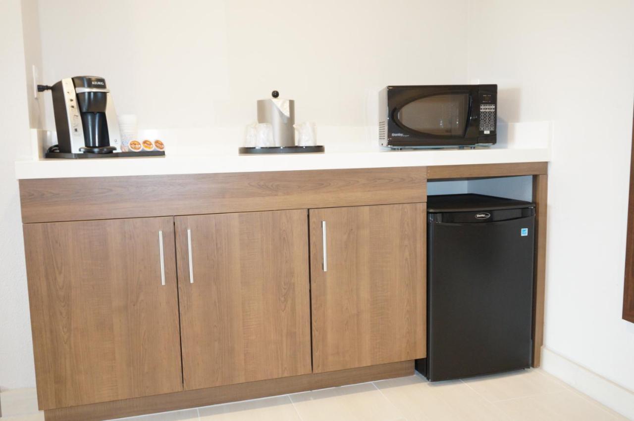 Holiday Inn Express Fremont - Milpitas Central By Ihg Buitenkant foto