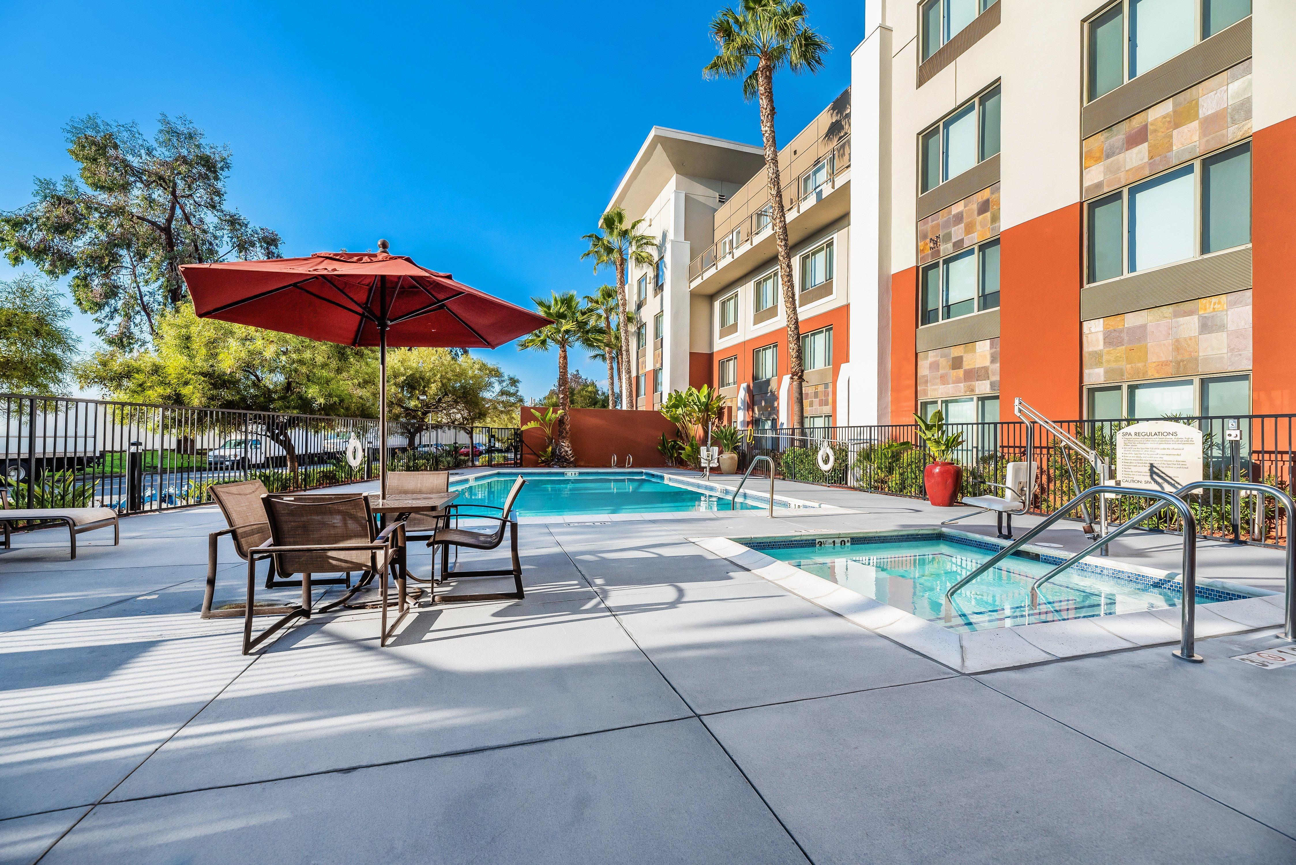 Holiday Inn Express Fremont - Milpitas Central By Ihg Buitenkant foto